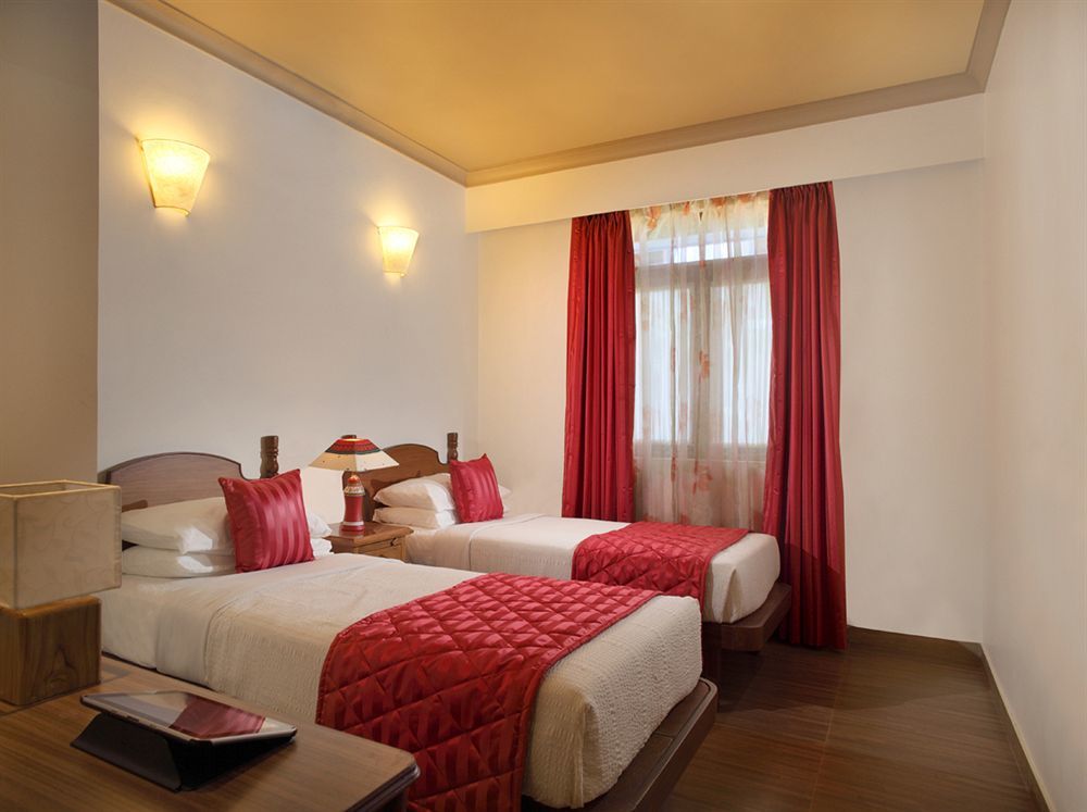 Monterio Hotel Baga Luaran gambar